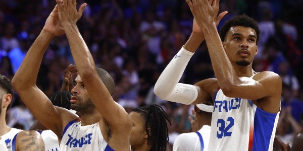 开云体育最新网址-巴图姆：文班打出了MVP级别赛季 但我觉得他还有很多东西没参透