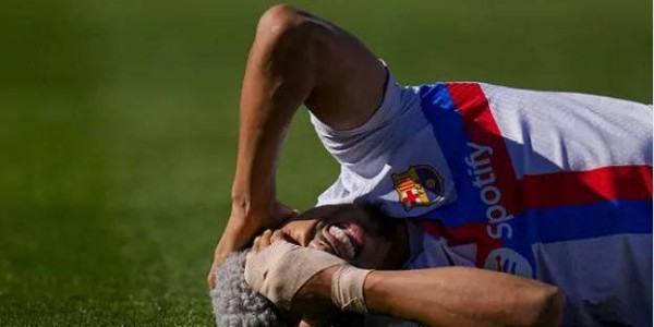 开云体育首页-哈维发明失败还惹毛三边锋，1比0巴萨变0比0巴萨