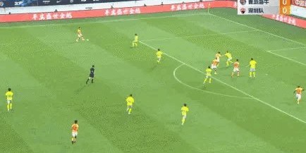 【中超】彭欣力首球福布斯戴帽 青岛5比0大胜深圳