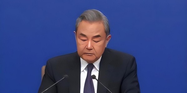 特朗普已做好开战准备？王毅曾警告：中美一旦冲突，结局只有1个